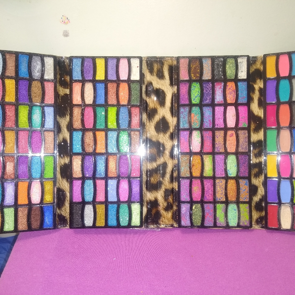 New Cheetah Eyeshadow Palette